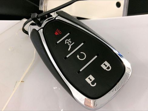 Used 2024 Chevrolet Equinox LT AWD/4WD image 12