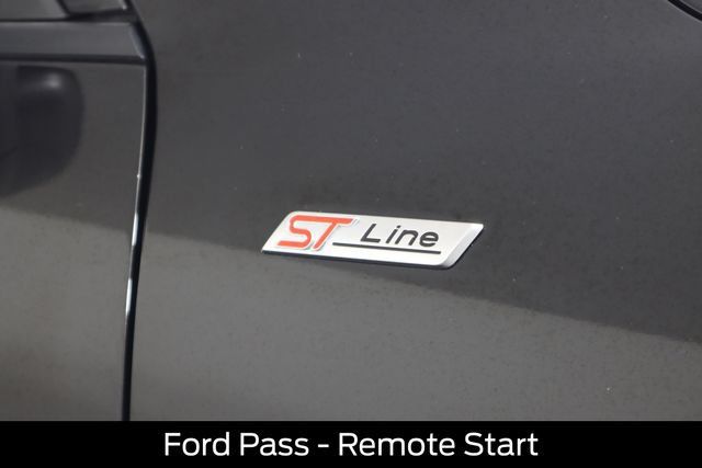 Certified 2024 Ford Escape ST-Line AWD/4WD image 15