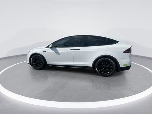 Used 2022 Tesla Model X image 5