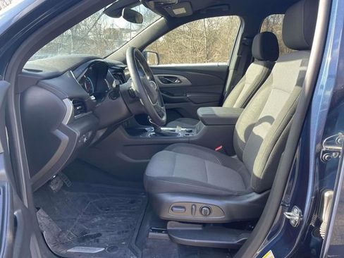 Certified 2023 Chevrolet Traverse LT image 11