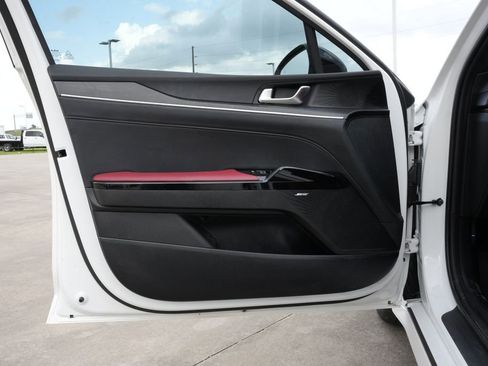 Used 2025 Kia K5 GT-Line w/ GT-Line Premium Package image 16