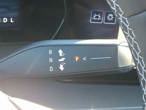 New 2026 Chevrolet Traverse LT w/ Driver Confidence Package image 11