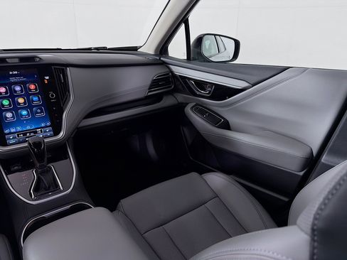 Used 2025 Subaru Legacy Limited image 27