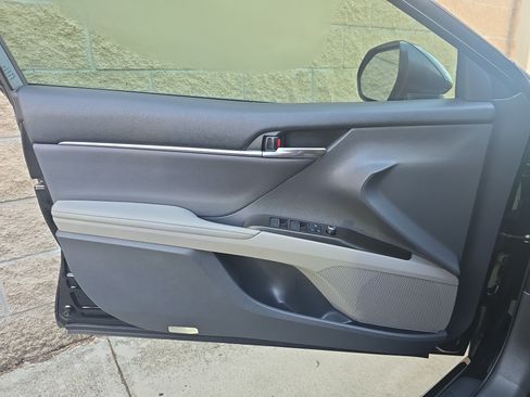 Used 2021 Toyota Camry XSE w/ Navigation Package FWD image 26