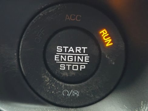 New 2026 Jeep Gladiator Sahara image 15