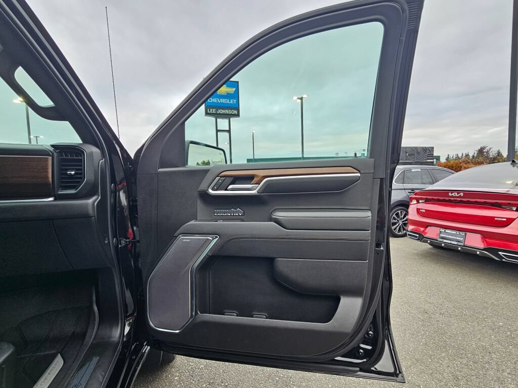 Certified 2022 Chevrolet Silverado 1500 High Country AWD/4WD image 33