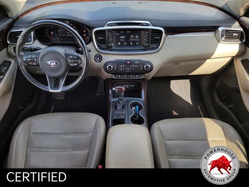 Used 2018 Kia Sorento EX image 19