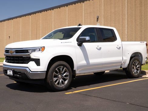 New 2025 Chevrolet Silverado 1500 LT image 4