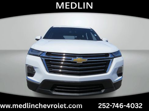 Used 2022 Chevrolet Traverse LT FWD image 4