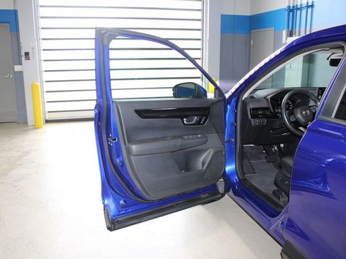 Used 2023 Honda CR-V EX-L image 7