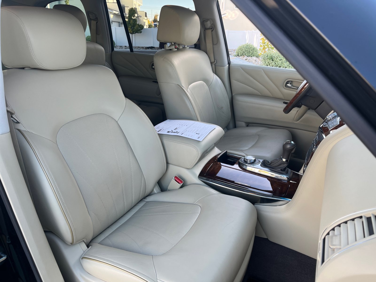 Used 2017 INFINITI QX80 4WD w/ Deluxe Technology Package image 19