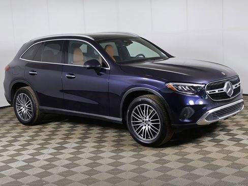 Used 2023 Mercedes-Benz GLC 300 4MATIC image 50