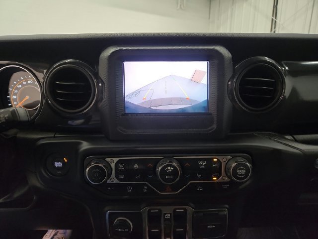 Used 2023 Jeep Wrangler Unlimited Sport AWD/4WD image 32