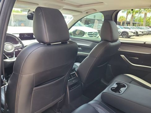 Used 2024 MAZDA CX-90 3.3 Turbo w/ Preferred Package AWD/4WD image 12