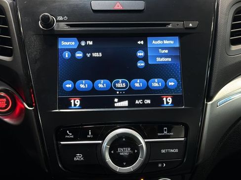 Used 2020 Acura ILX w/ Premium Package FWD image 26
