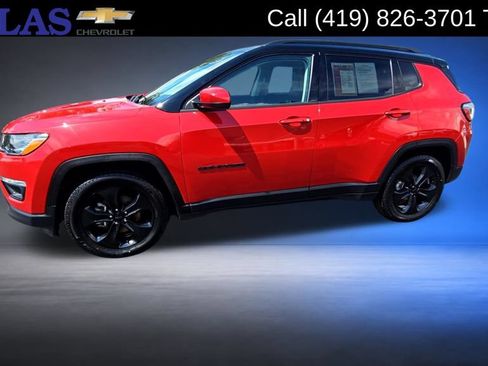 Used 2019 Jeep Compass Latitude FWD image 4