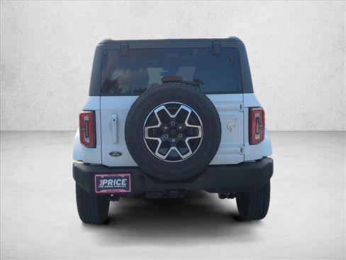 Used 2024 Ford Bronco Outer Banks image 6