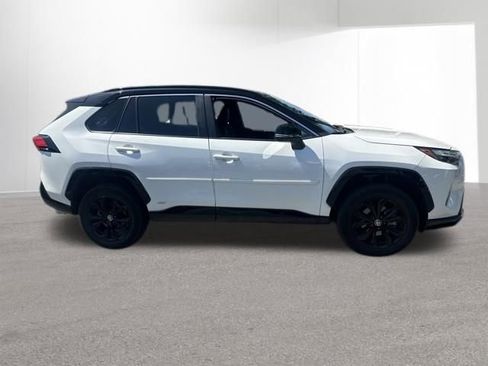 Used 2022 Toyota RAV4 XSE w/ XSE Grade Weather Package AWD/4WD image 11