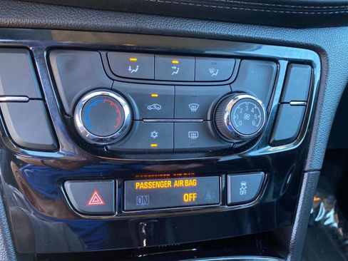 Used 2018 Buick Encore Preferred image 12