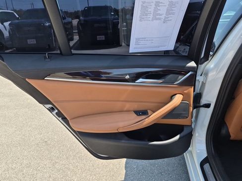 Used 2018 BMW 540i RWD image 35