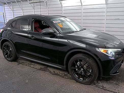 Used 2021 Alfa Romeo Stelvio Sprint w/ Nero Edizione RWD image 4