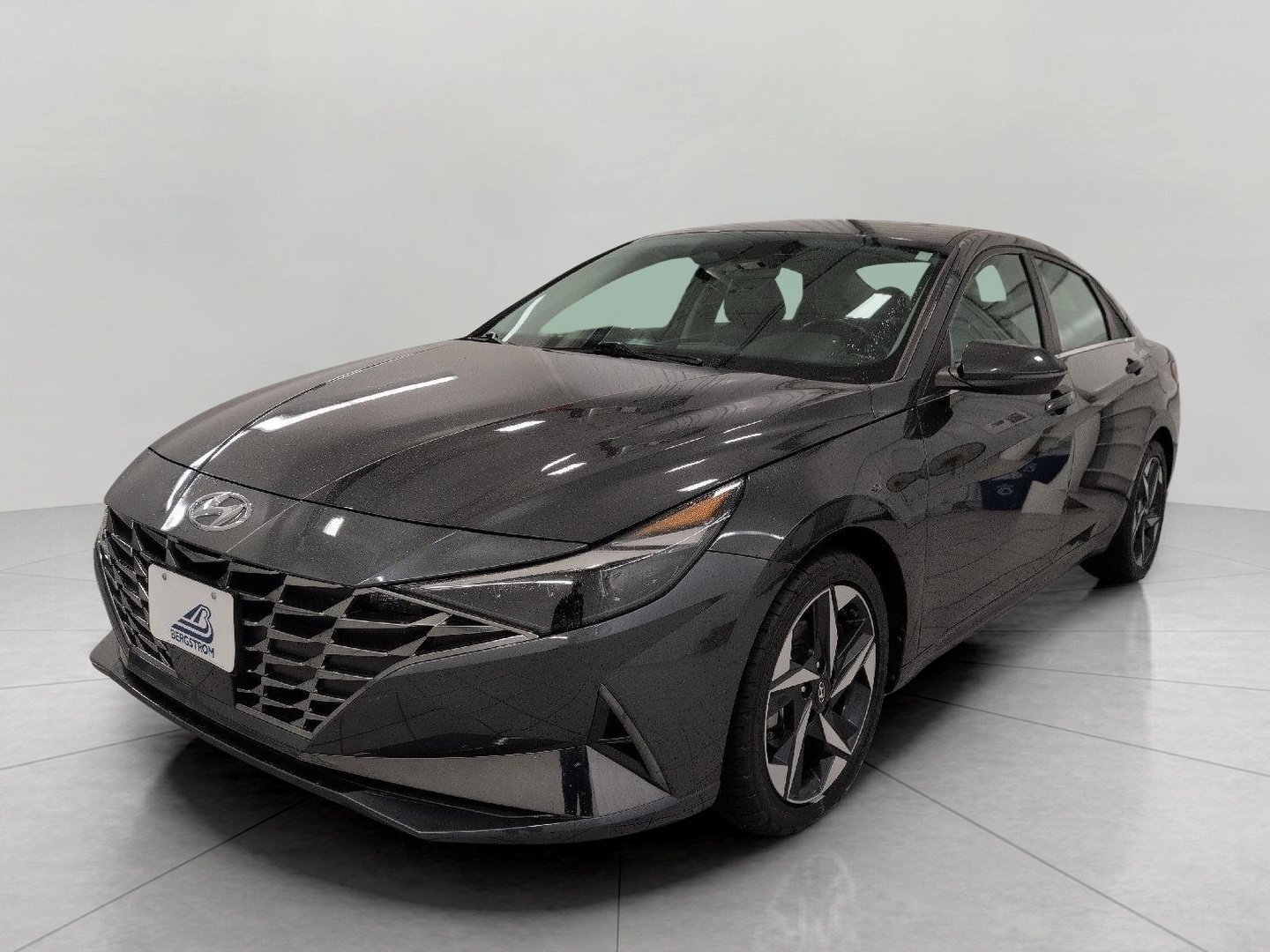 Used 2023 Hyundai Elantra Limited FWD image 13