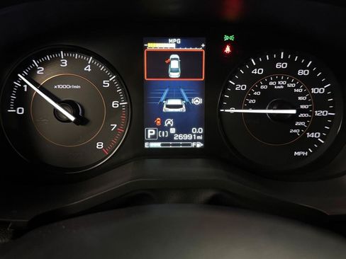 Used 2023 Subaru Crosstrek 2.0i AWD/4WD image 13