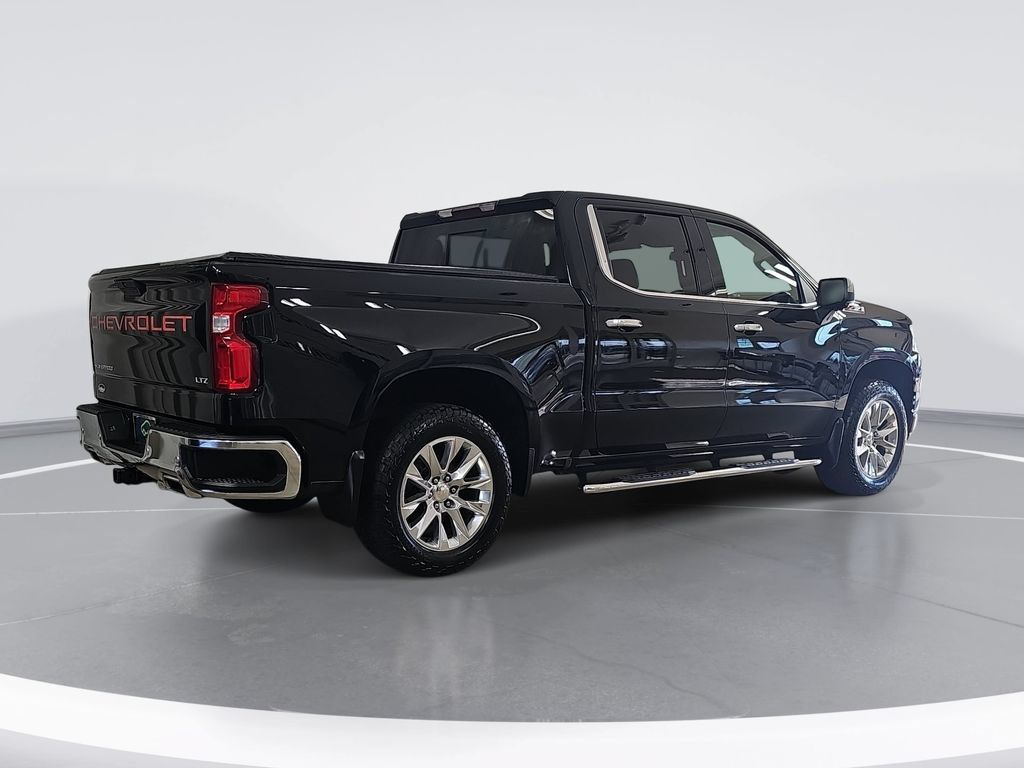 Certified 2021 Chevrolet Silverado 1500 LTZ w/ LTZ Premium Package AWD/4WD image 3