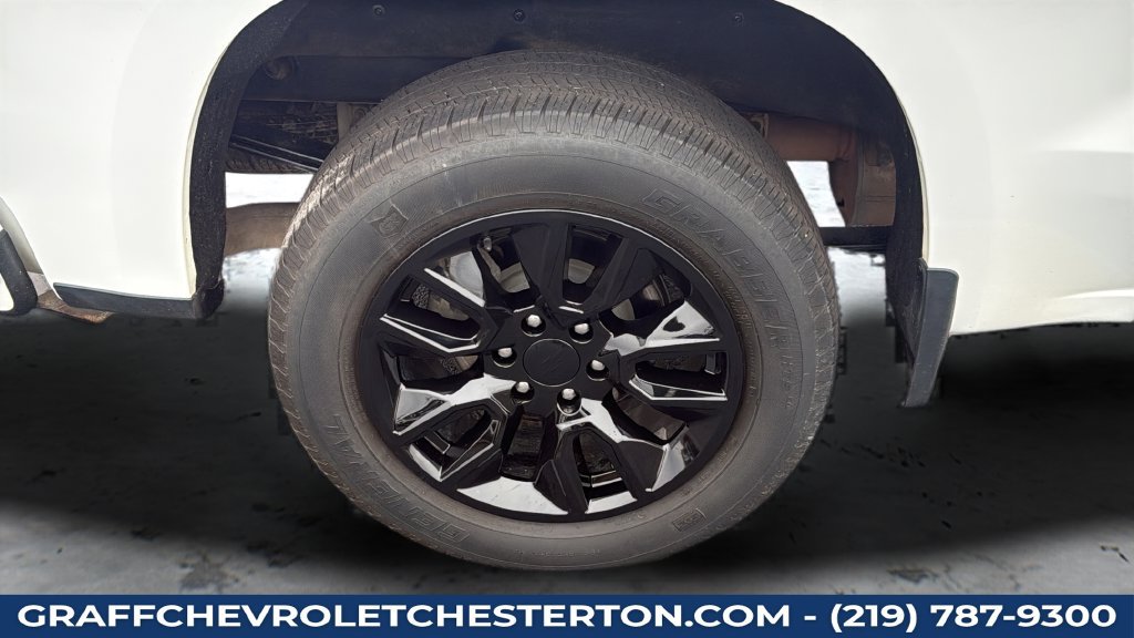 Used 2024 Chevrolet Silverado 1500 RST w/ Protection Package AWD/4WD image 32