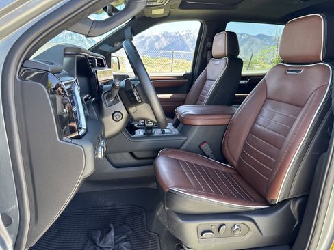 Used 2025 GMC Sierra 1500 Denali Ultimate AWD/4WD image 18