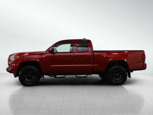 Used 2020 Toyota Tacoma SR w/ SR Convenience Package image 2