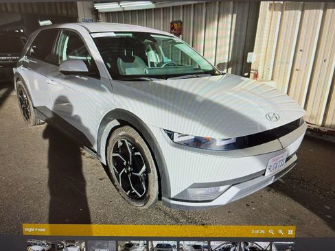 Used 2024 Hyundai Ioniq 5 SE RWD image 2