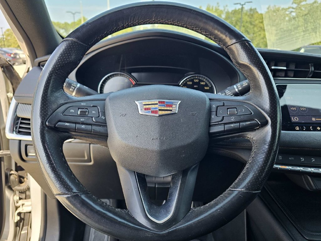 Used 2019 Cadillac XT4 Sport w/ Driver Awareness Package FWD image 25