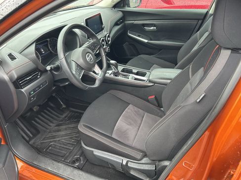 Used 2020 Nissan Sentra SR image 2