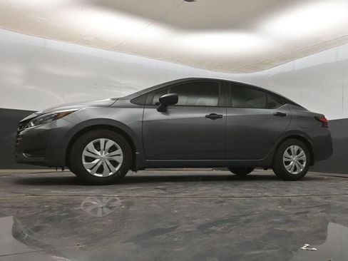 New 2025 Nissan Versa S w/ Trunk Package FWD image 12