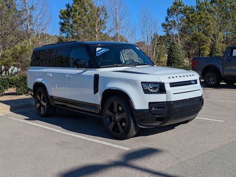 Used 2023 Land Rover Defender 130 X-Dynamic SE AWD/4WD image 1