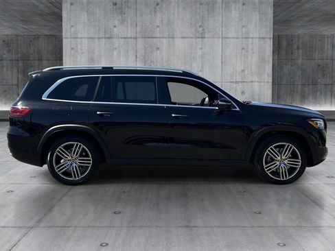 Used 2024 Mercedes-Benz GLS 450 4MATIC image 6