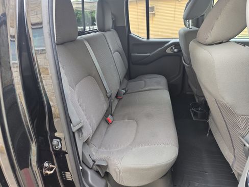 Used 2016 Nissan Frontier SV w/ SV Value Truck Package image 10