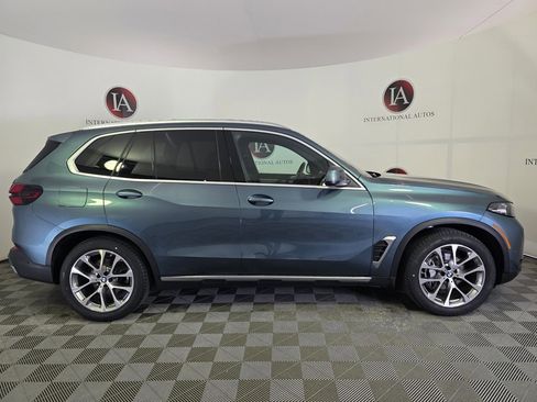 Used 2024 BMW X5 xDrive40i image 3