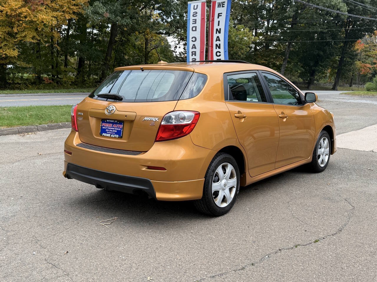 Used 2009 Toyota Matrix S w/ All Weather Guard Pkg FWD image 6