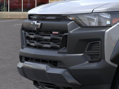 New 2026 Chevrolet Colorado Trail Boss AWD/4WD image 13