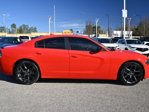 Used 2023 Dodge Charger SXT w/ Blacktop Package image 16