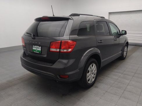 Used 2019 Dodge Journey SE FWD image 9