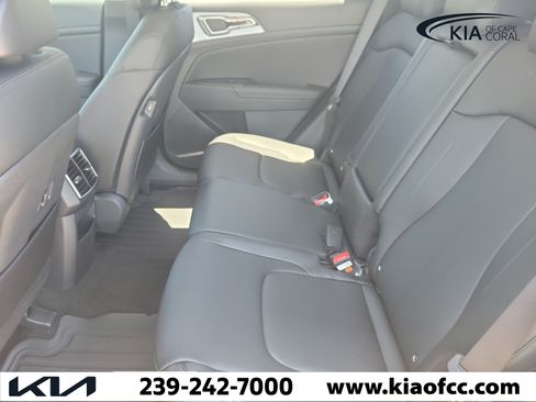New 2026 Kia Sportage EX FWD image 12