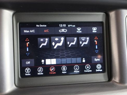 Used 2020 Dodge Charger SXT image 28