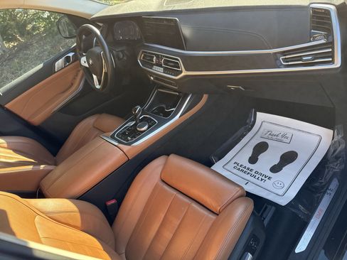 Certified 2022 BMW X7 xDrive40i w/ Premium Package image 37
