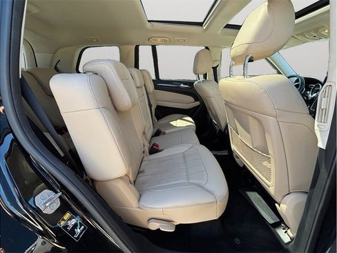 Used 2018 Mercedes-Benz GLS 450 4MATIC image 48