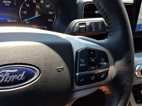 Used 2021 Ford Explorer XLT w/ Equipment Group 202A AWD/4WD image 22