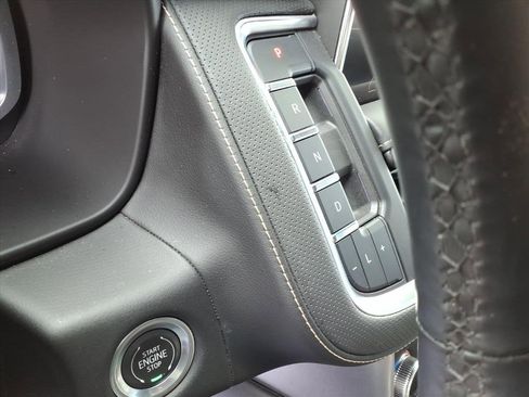 Certified 2023 GMC Yukon SLT w/ SLT Luxury Package image 21