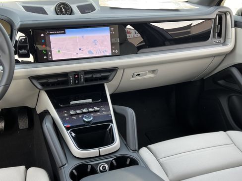 New 2026 Porsche Cayenne Coupe image 25